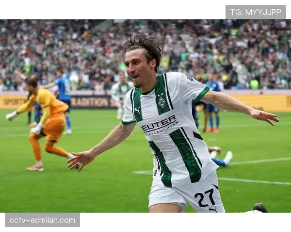 官方：门兴格拉德巴赫与主力门将尼科拉斯完成续约